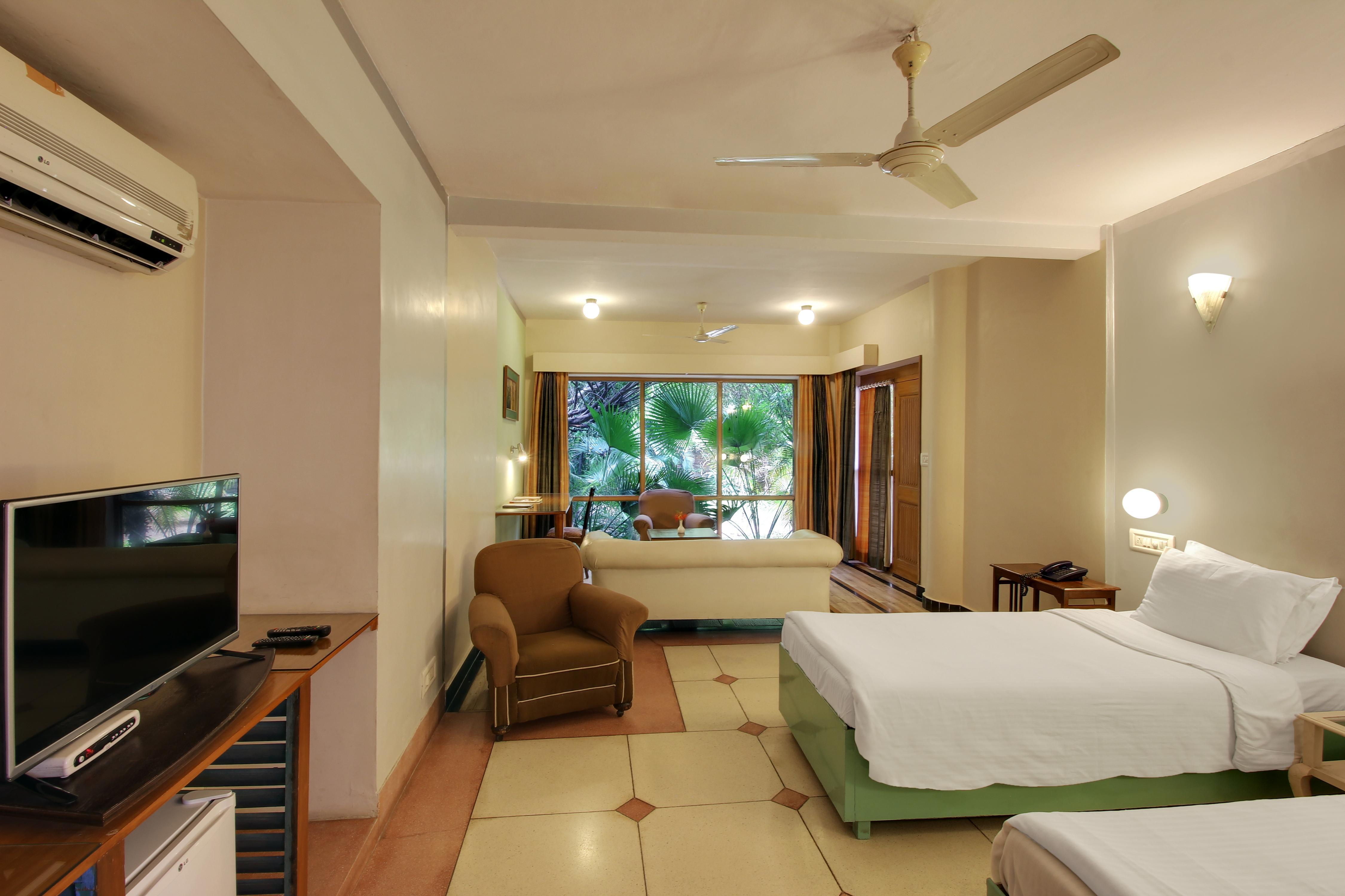 Hotel Inn Season Art Deco Heritage Hotel in Jodhpur - Tap to explore photos