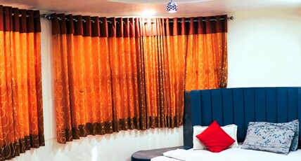 Hotel Vrundavan Room Type - Suite Ac