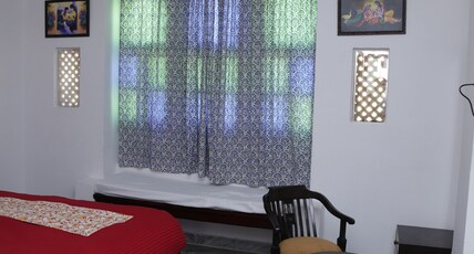 Hotel Janak Niwas - Udaipur Room Type - Deluxe Non AC Room