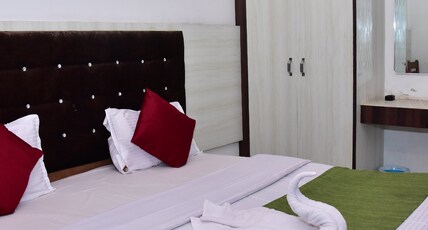 Raj Resort @Tapovan Road Room Type - Standard Non AC Room