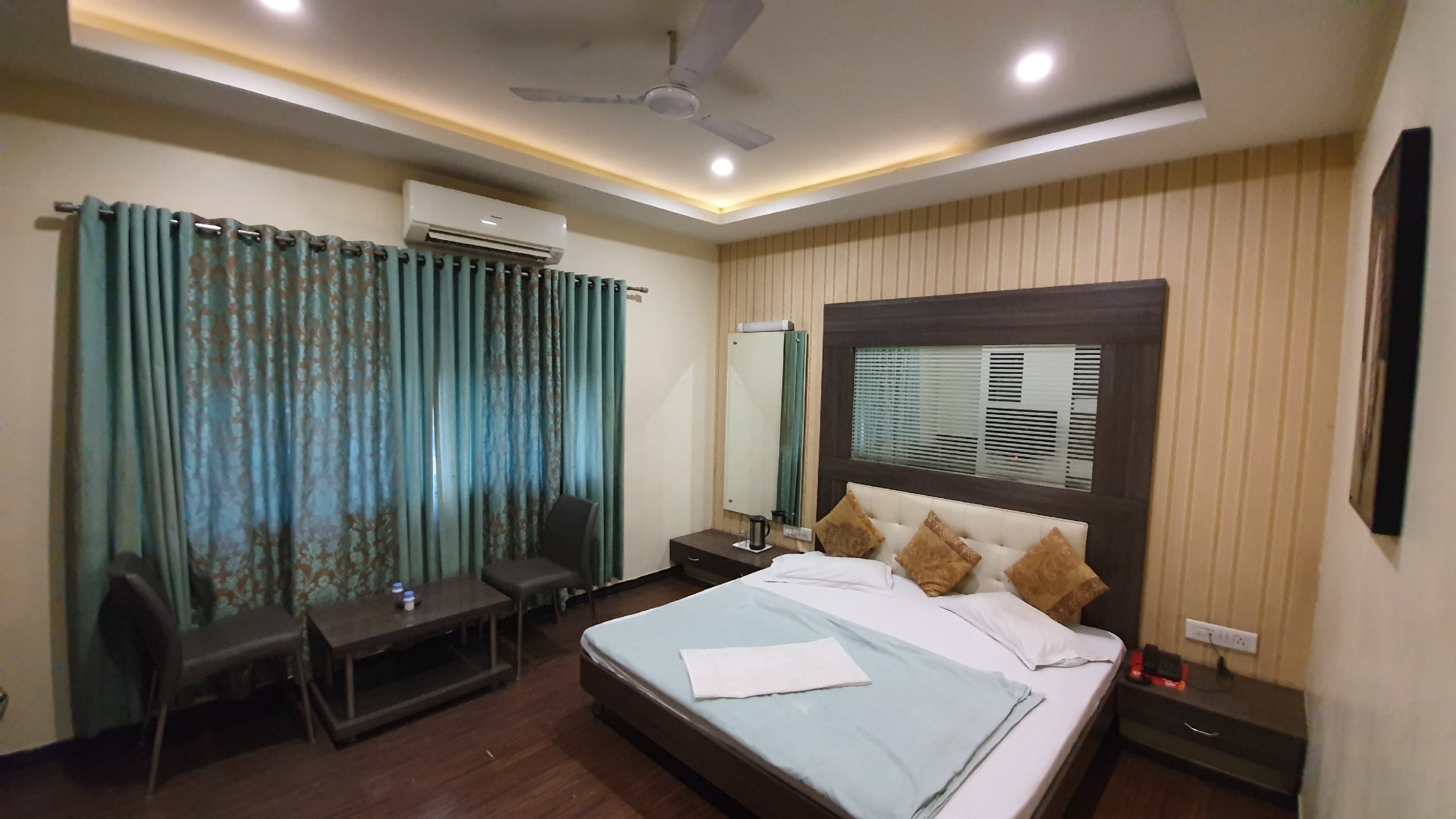Hotel Purva Room Type - Deluxe AC Room