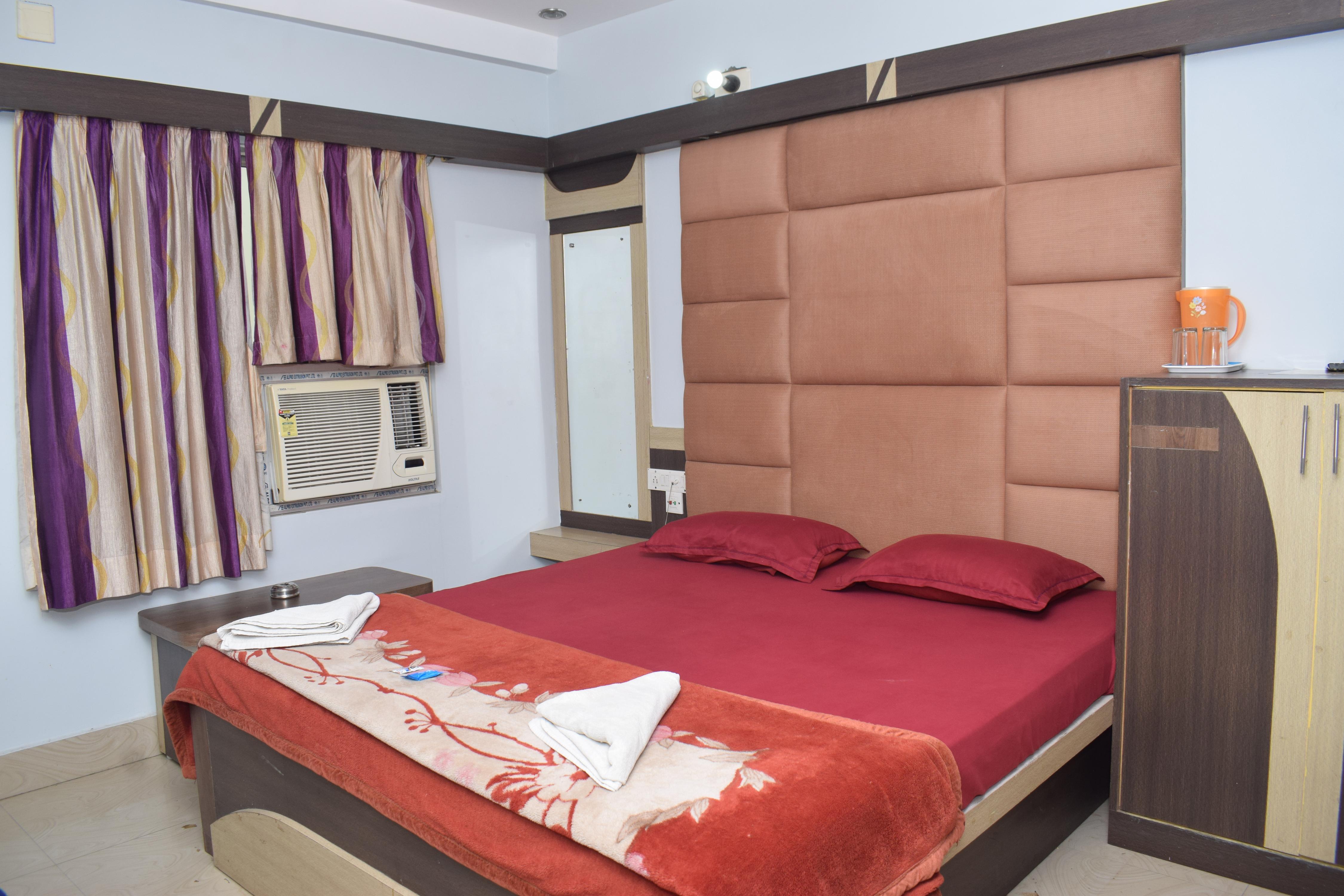 HOTEL SRIKRISHNA INTERNATIONAL Room Type - Non AC Standard Room without Geyser