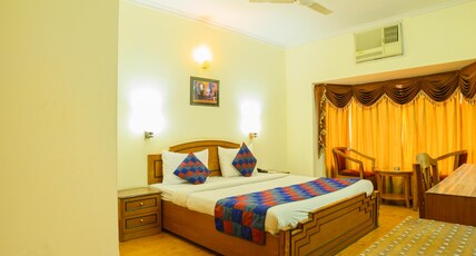 Hotel Smart Inn Room Type - Premium Room