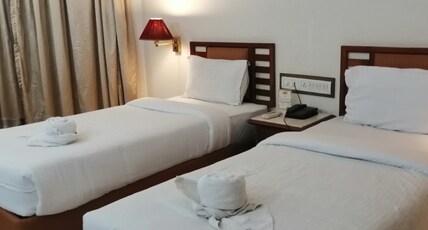 Hotel Maharaja Regency Room Type - Premium Deluxe Twin with Balcony