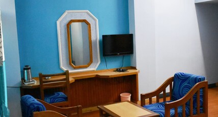 Hotel Saket Room Type - Royal Suite