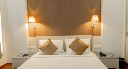 HOTEL NATRAJ Room Type - Club Suite