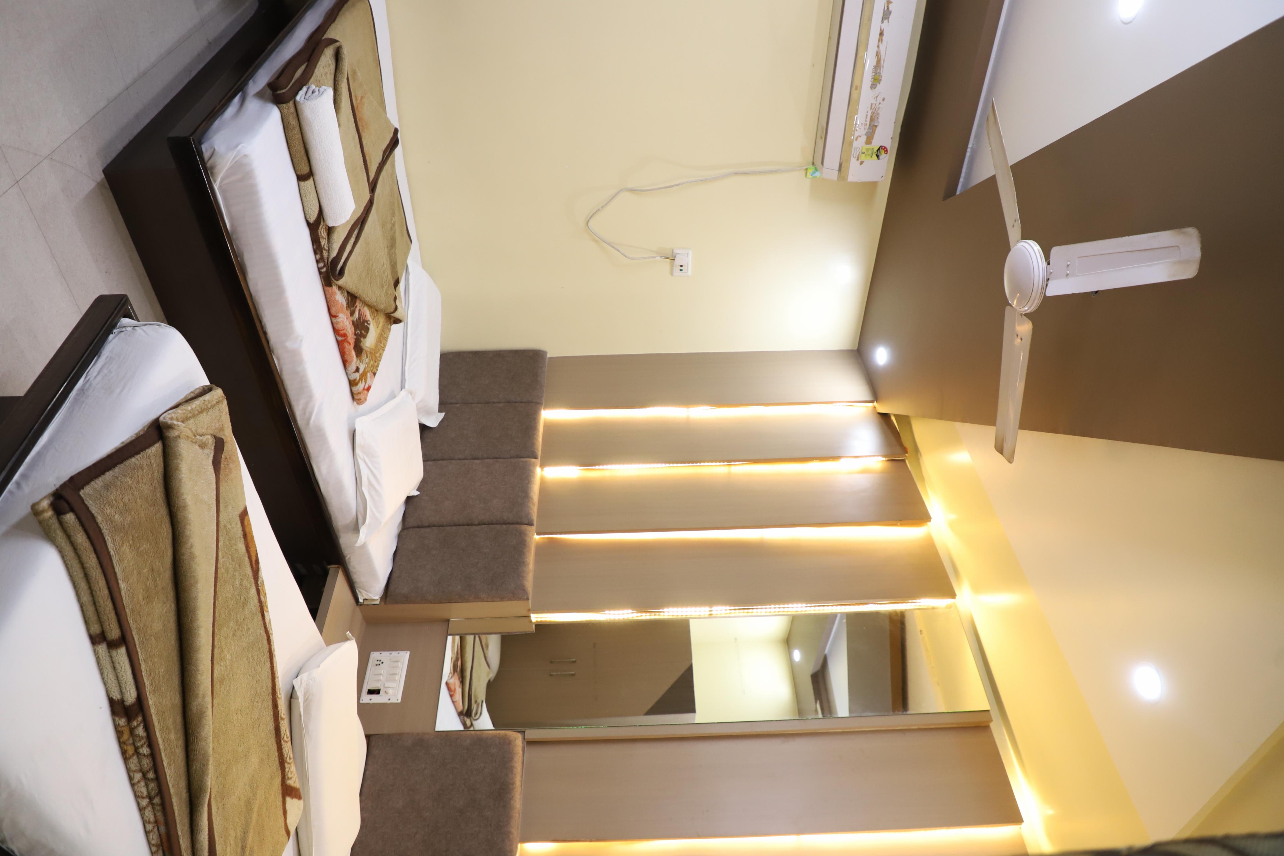 Hotel Mittal Inn Room Type - Luxury Three Bed Super Deluxe A.C.