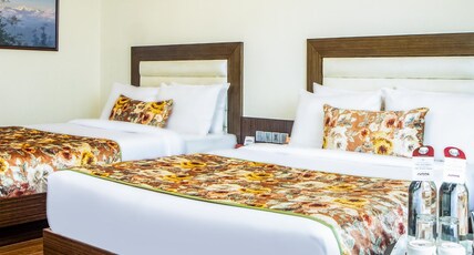 Summit Montana Suites & Spa at Mall Room Type - Family Suite View Room