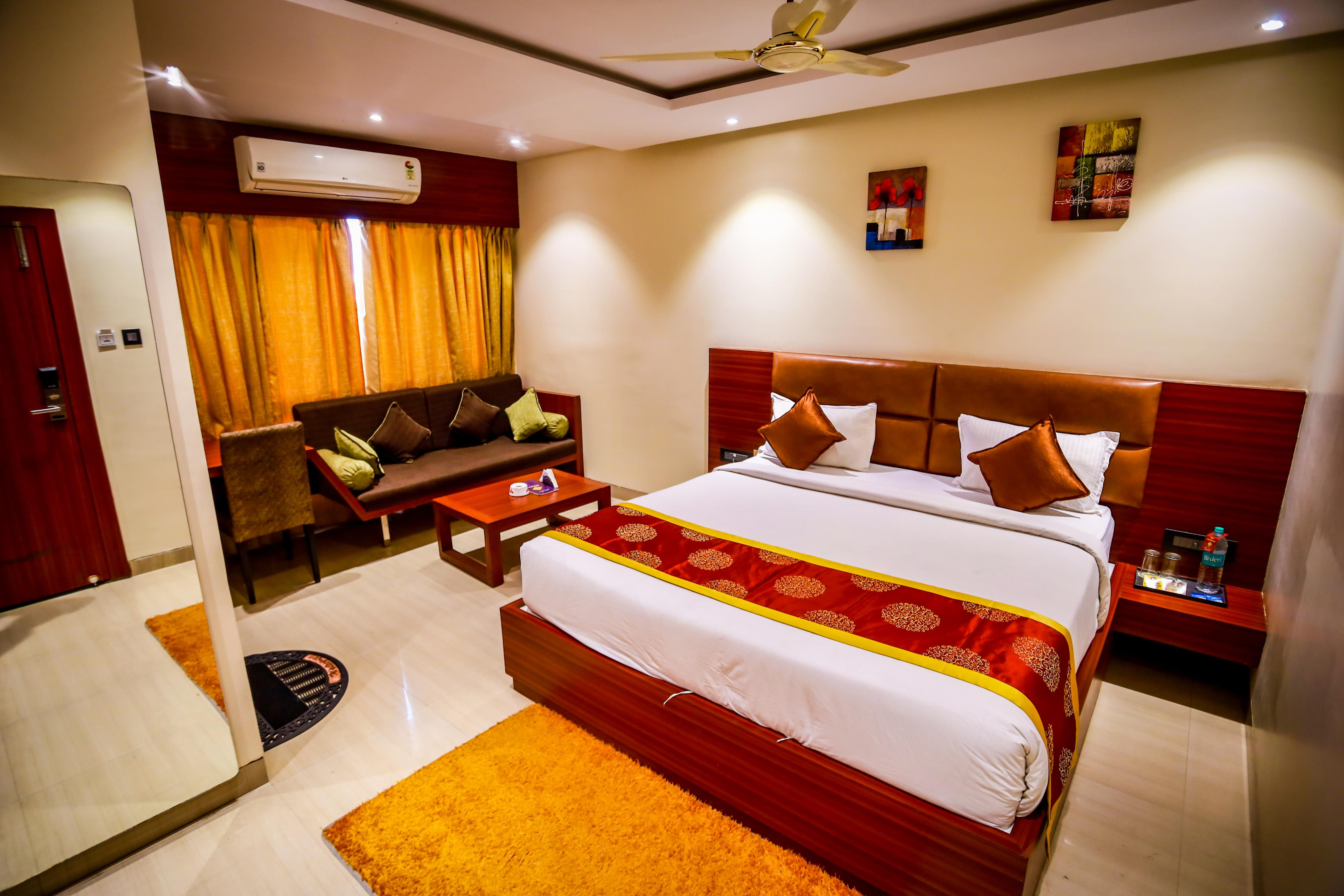 HOTEL ARYAN Room Type - Deluxe
