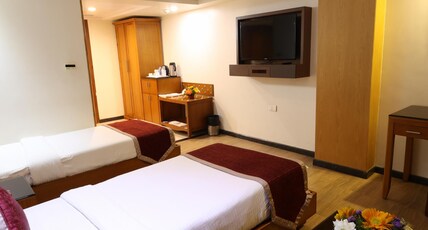 Akash Inn Room Type - Deluxe Twin