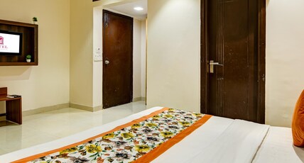 Qotel Comfort AT Residency Kaushambi Anand Vihar Room Type - Deluxe Suite Room with Free Parking and Hi- Tea