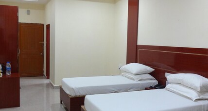 Indo Hokke Hotel Room Type - Standard Twin Room