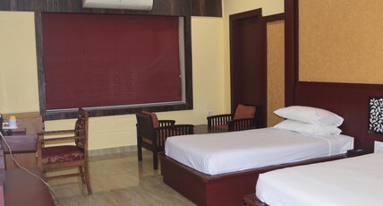 Indo Hokke Hotel Room Type - Deluxe Twin Room