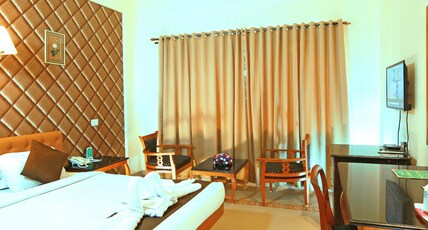Royal Omars Room Type - Standard AC Room
