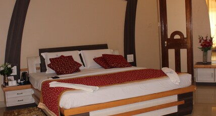 Pooja International Room Type - Presidential Suite Room