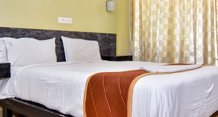 Hotel Rajam Room Type - Non A/C Double bed Room