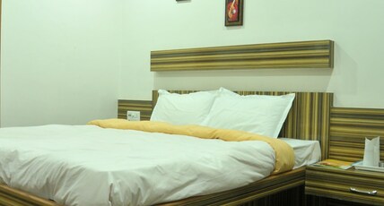 Hotel Tulis Room Type - Executive AC Room