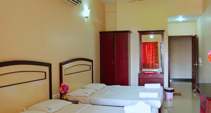 Hotel Vels Court  Room Type - Family Room