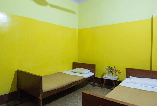 Hotel Deluxe Residency