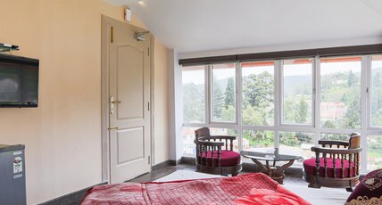 AURORA LIGHT RESIDENCY Room Type - Premium Room