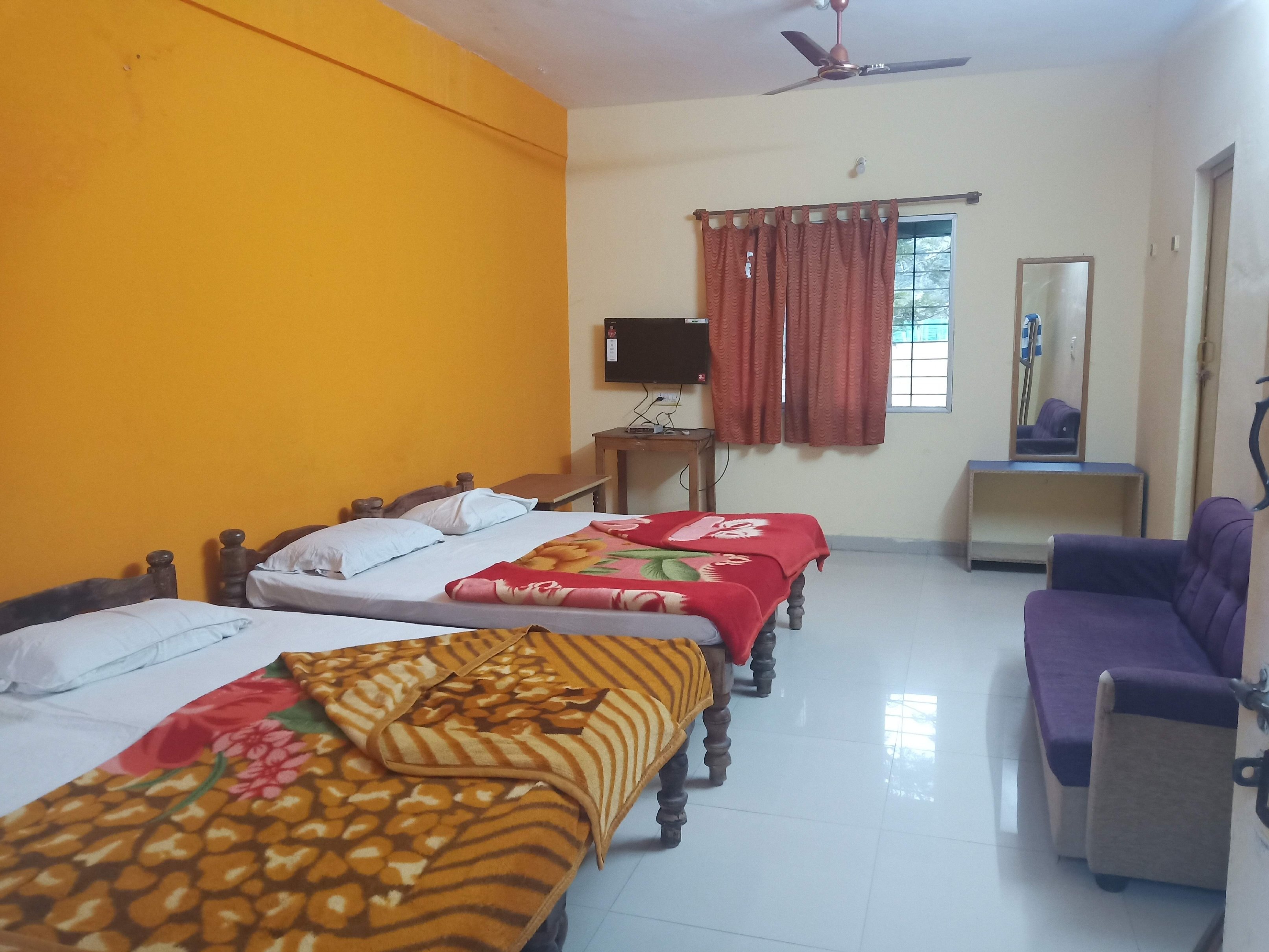 Hotel Vana Vihar - Tap to explore photos