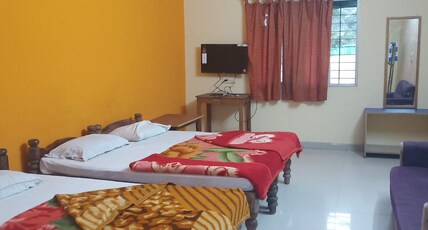 Hotel Vana Vihar Room Type - Deluxe 4 bed