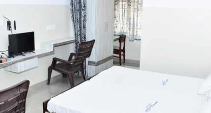 Hotel Sree Vasudev Room Type - Double NonAc