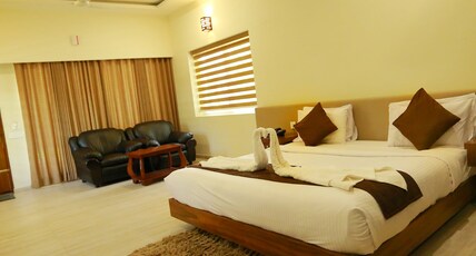 Holiday Vagamon Room Type - Executive Room Non Ac