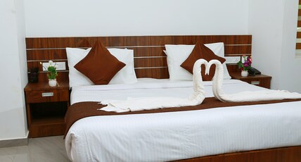 Holiday Vagamon Room Type - Two Bed Room Cottage Non AC