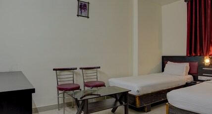 Hotel AVN Plaza Room Type - Deluxe Room
