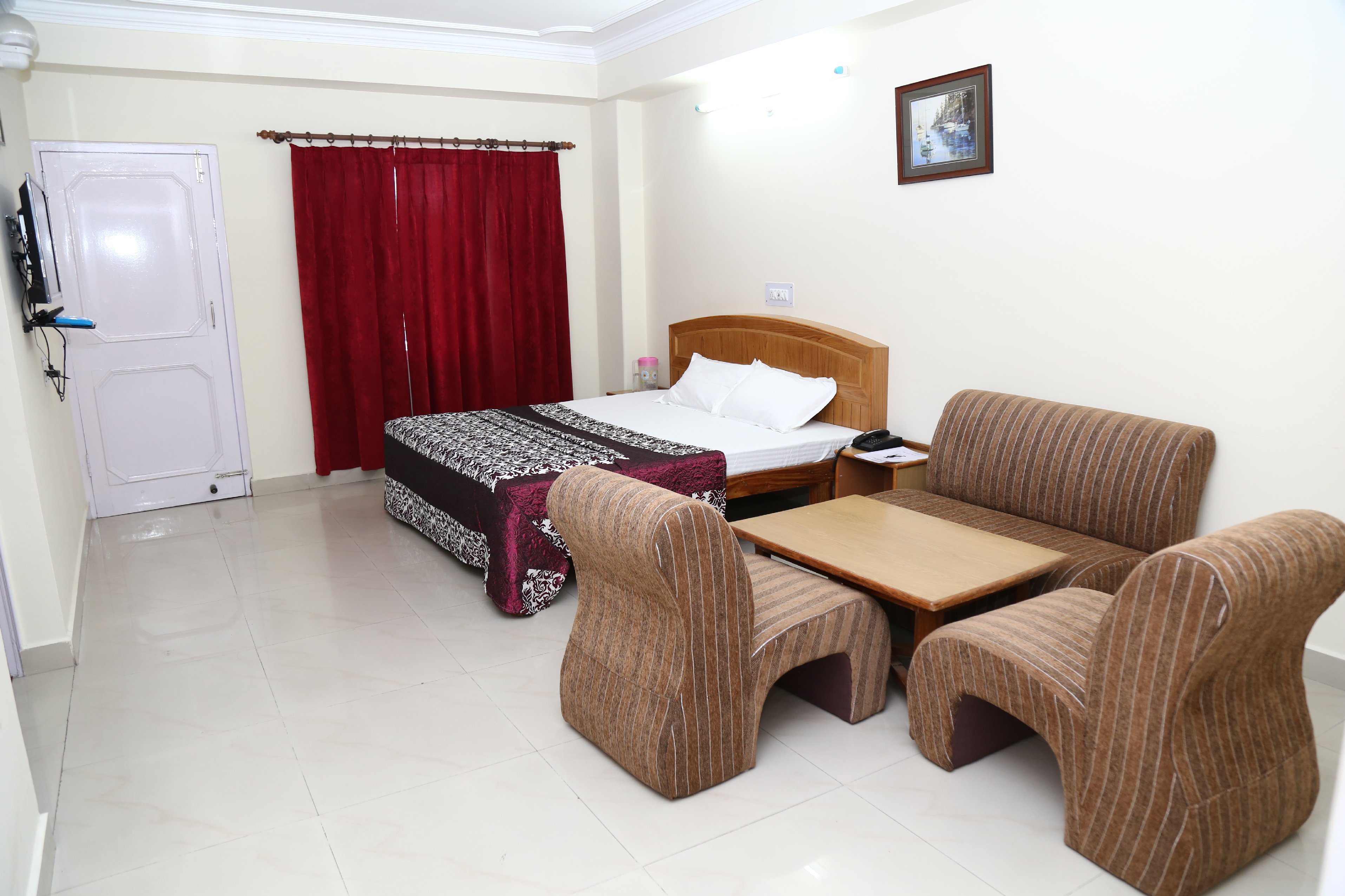 Hotel Highland Regency Room Type - Deluxe Non AC