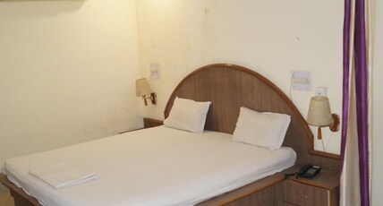 The Safari Inn (Hotel) Room Type - Standard A.C Room The Safari Inn (Hotel) Room Type - Standard A.C Room