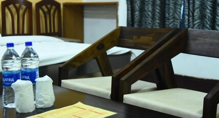 Hotel Yashoda International Room Type - Deluxe AC room