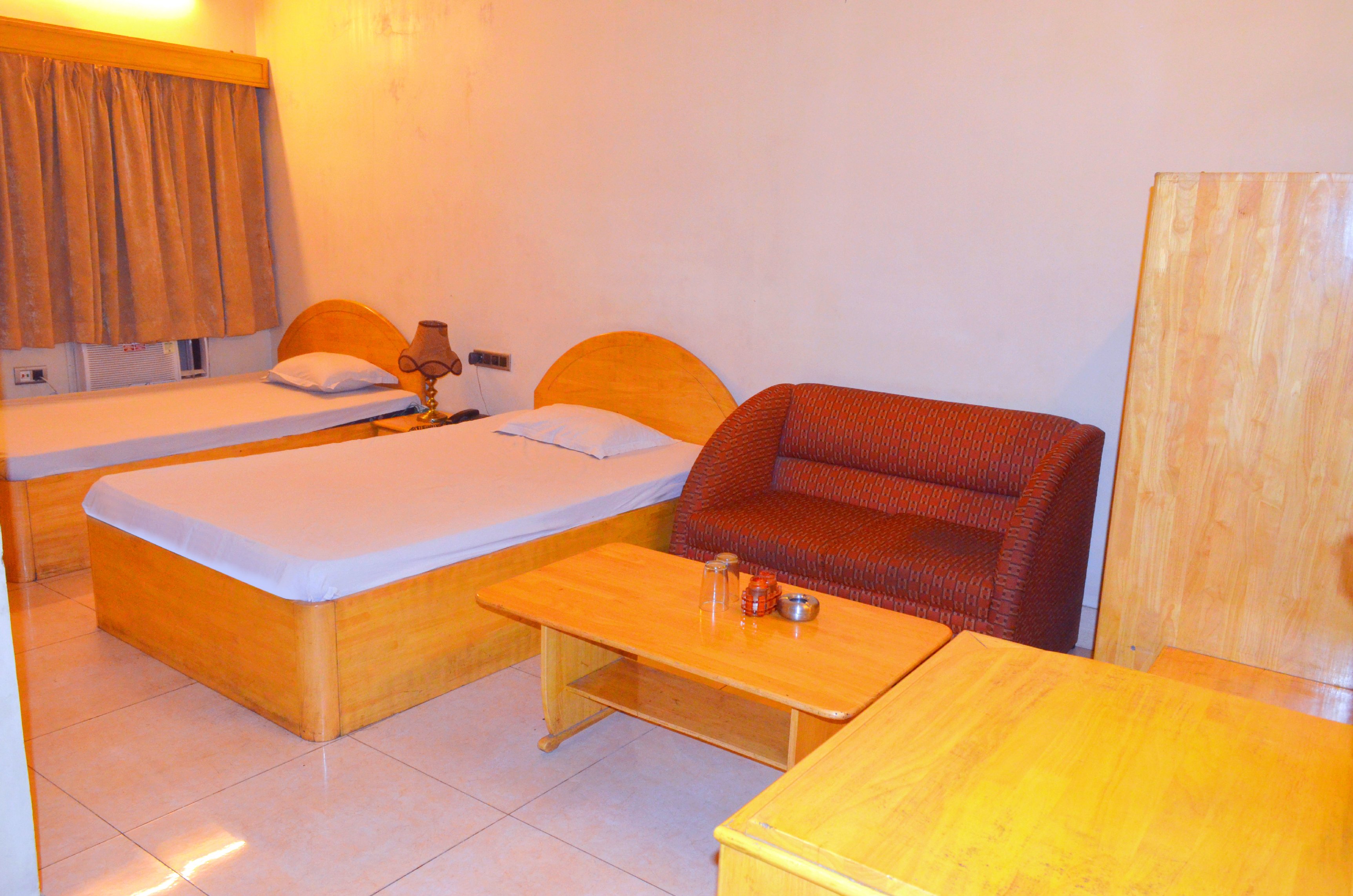 Hotel Reliance Room Type - A/C Super Deluxe