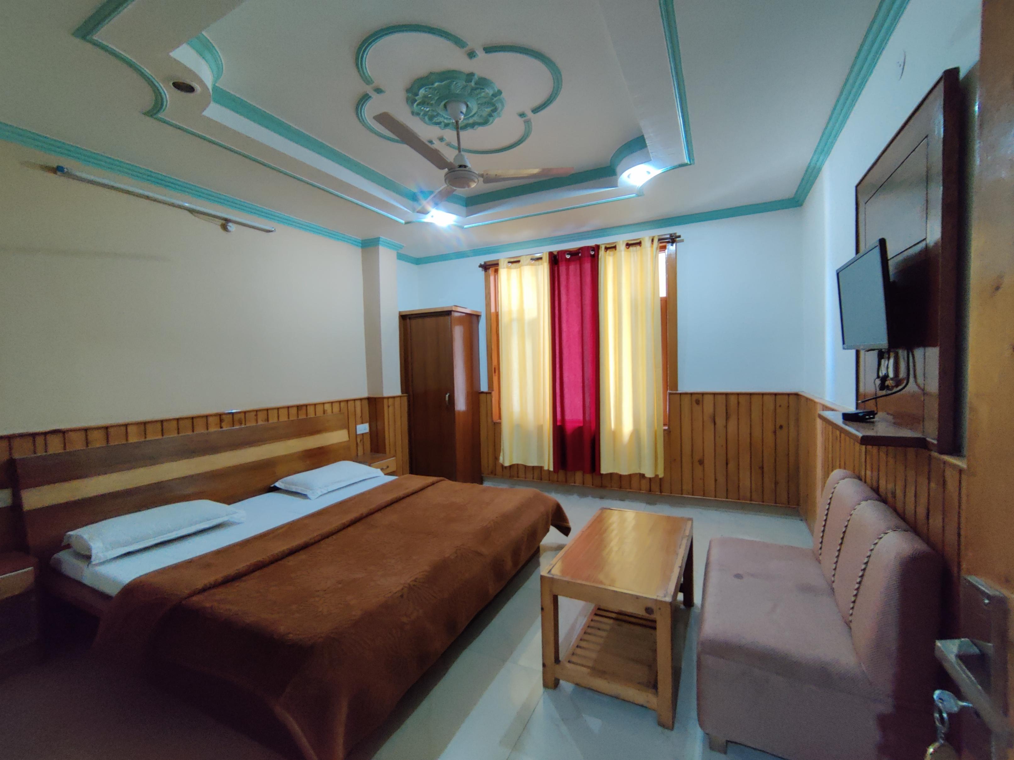 Hotel Hill Town Room Type - Deluxe Room (Non - View)