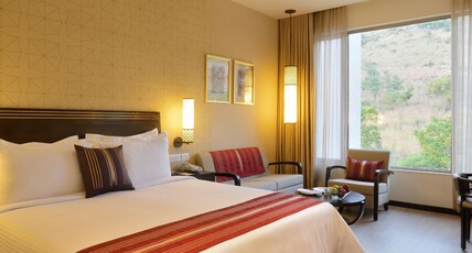 Marasa Sarovar Premiere Room Type - Deluxe Room - 1 Double Bed