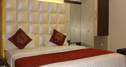 Hotel Mahima- Walking Distance From Railway Station Room Type - Premium Room