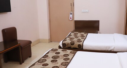Marks Hotel Room Type - Deluxe Twin Room with Welcome Kit