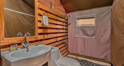 Desert Himalaya Resort Room Type - Executive tent Desert Himalaya Resort Room Type - Executive tent