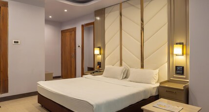 The Grand Hotel Room Type - Deluxe Superior