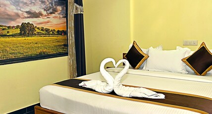 Hotel Rajhans International  Room Type - Royal Suite