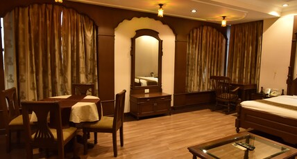 Hotel Niky international Room Type - Suite Room with Bath Tub Hotel Niky international Room Type - Suite Room with Bath Tub