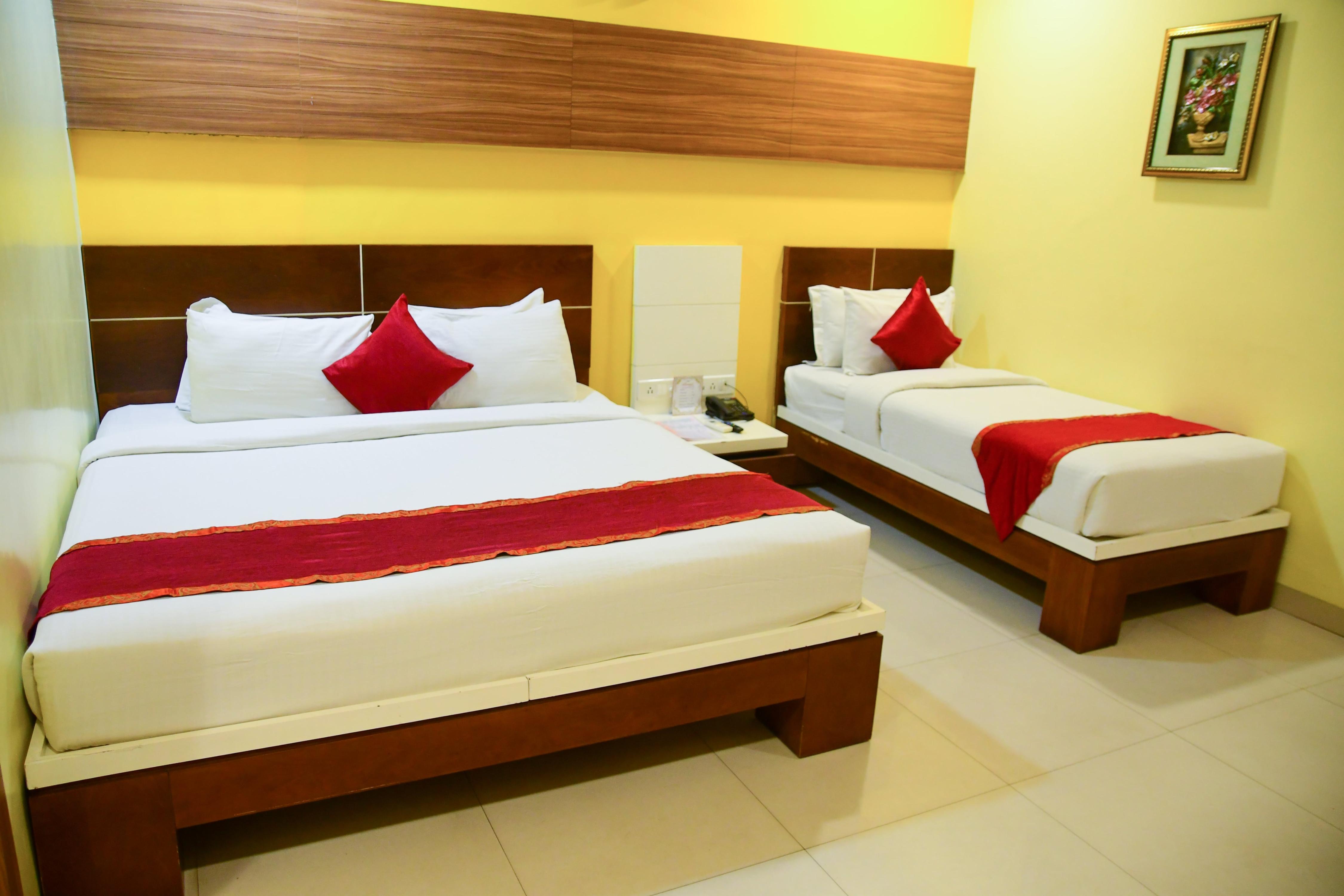 Hotel The Signature Asansol Room Type - Signature Superior Family Room