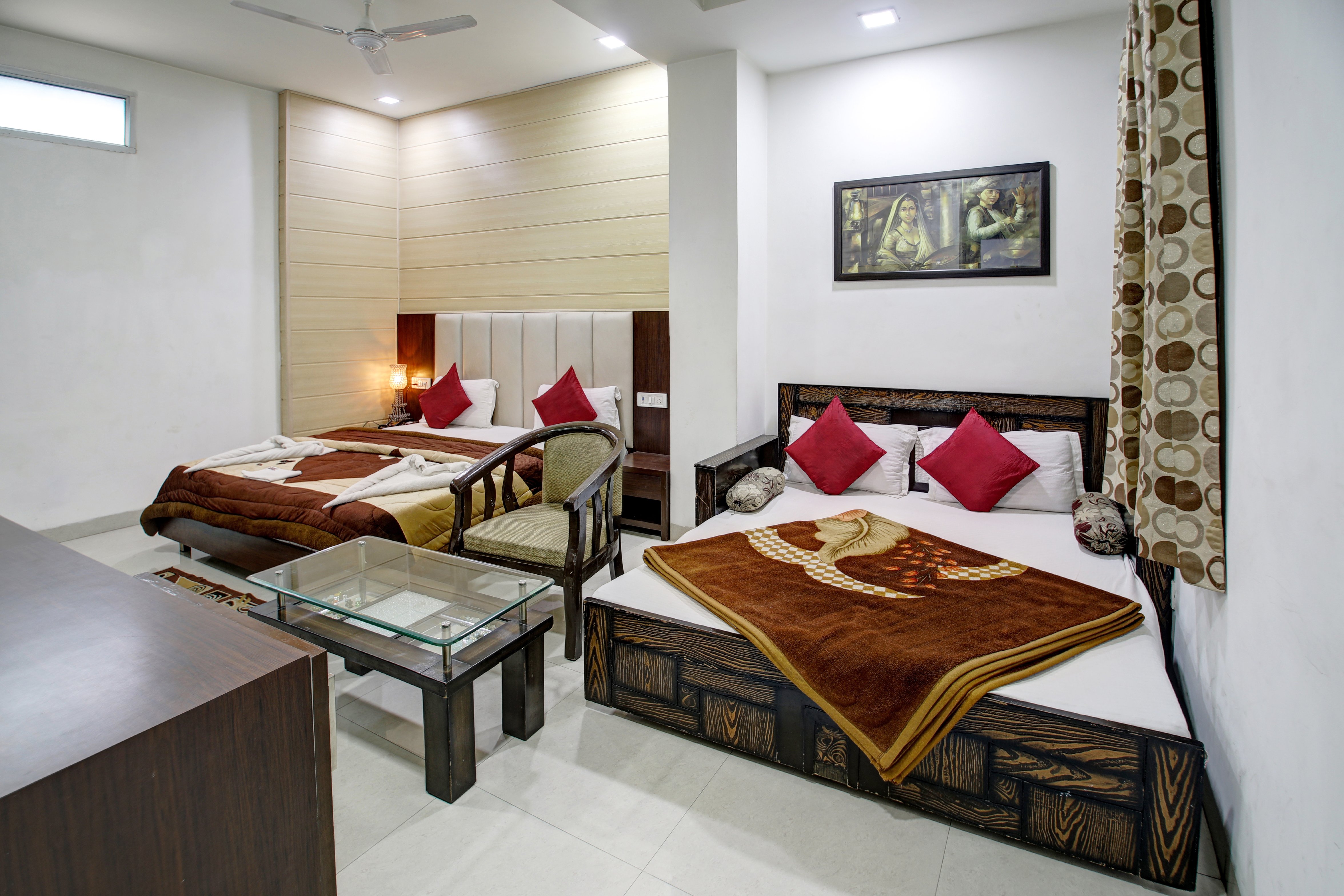 HOTEL POPULAR Room Type - FAMILY  SUITE