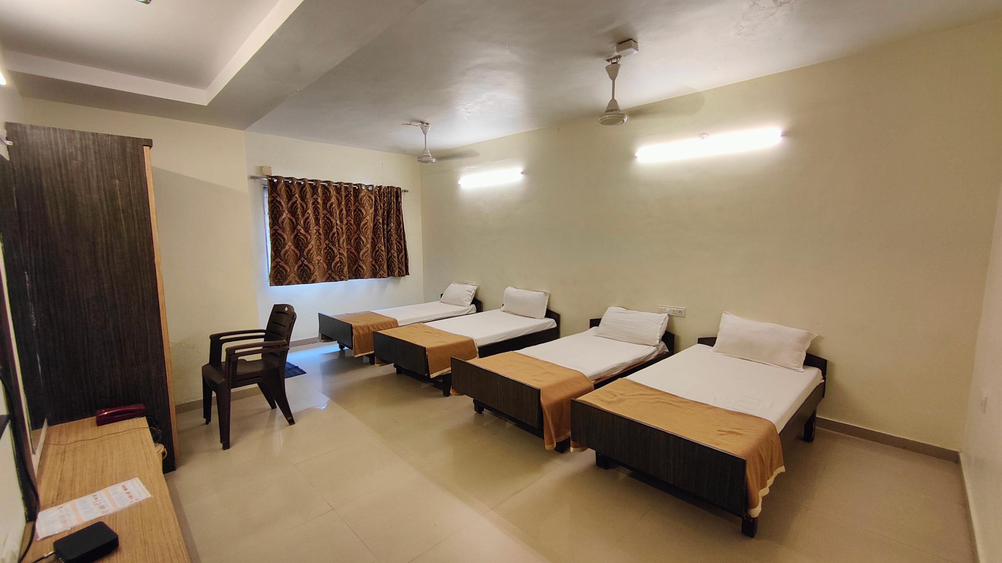 Hotel Sapphire Room Type - Non  AC Family Room