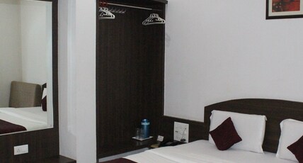 Hotel Sun Star Room Type - Royal Deluxe Room