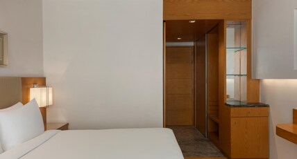 Ramada by Wyndham Ghaziabad Vasundhara Room Type - 1 King Bed, Standard Room, Non Smoking Ramada by Wyndham Ghaziabad Vasundhara Room Type - 1 King Bed, Standard Room, Non Smoking