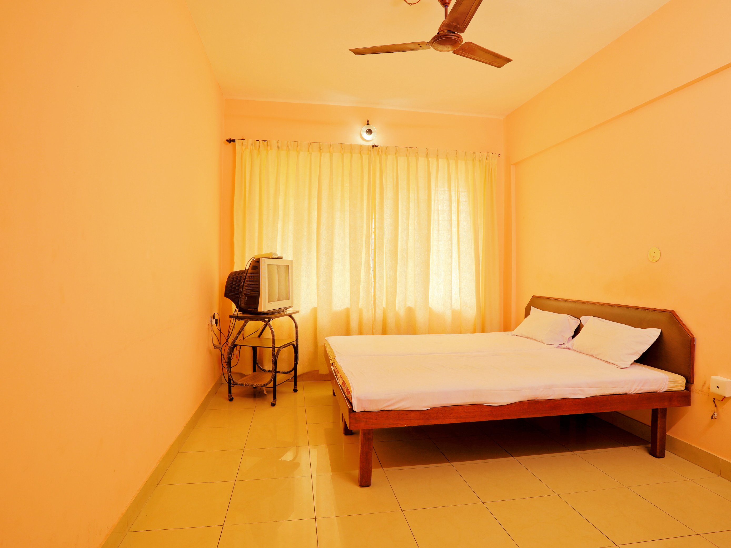 SARAS PARK Room Type - Double Room Non A/C