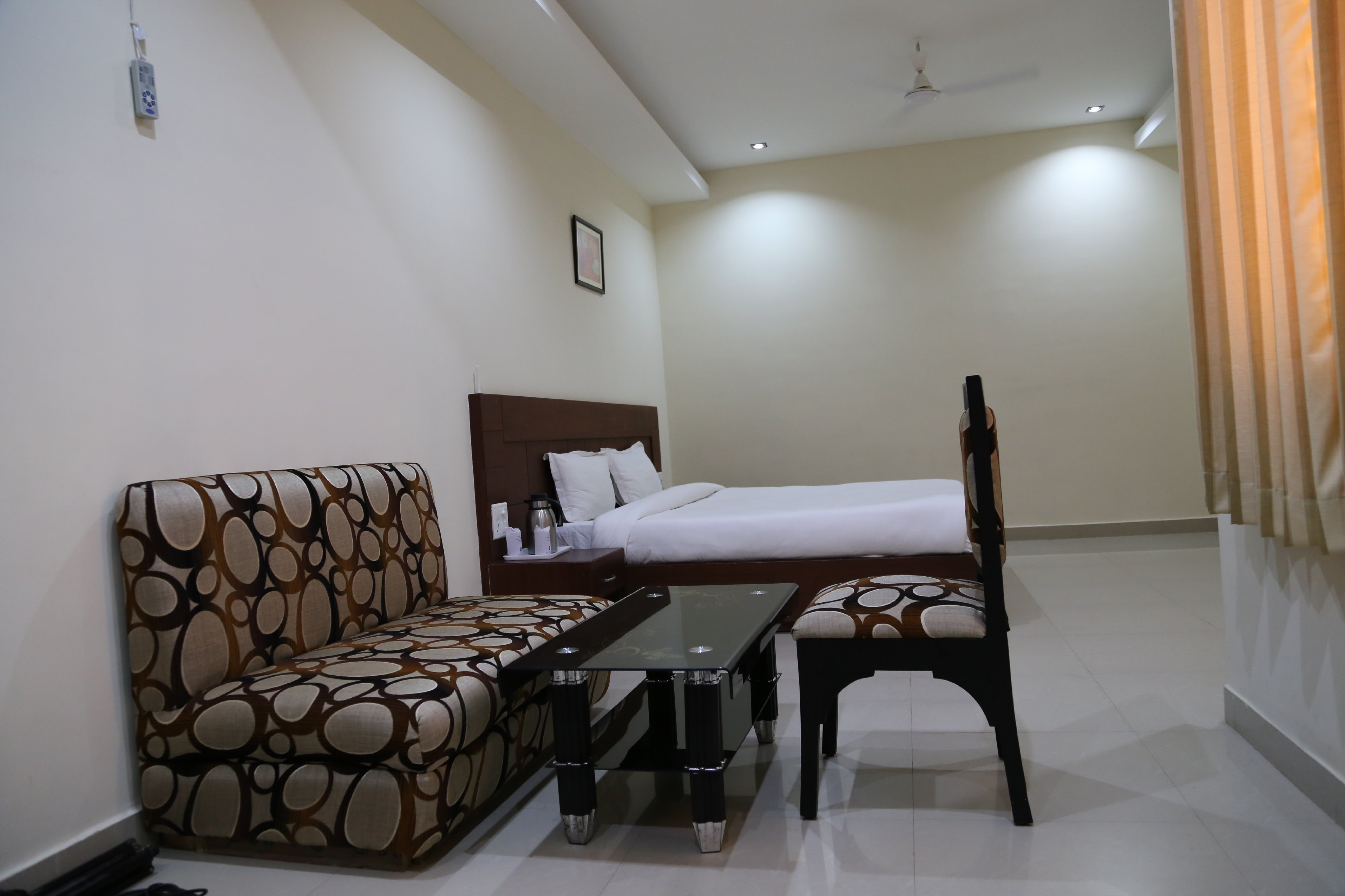 The Emerald Room Type - Suite Room The Emerald Room Type - Suite Room