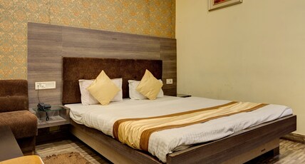 Hotel Virat Room Type - Ac Deluxe Room